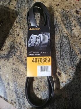 4070689 Continental Oe Technology Series 7-rib 68.9 Inch Multi-v Belt