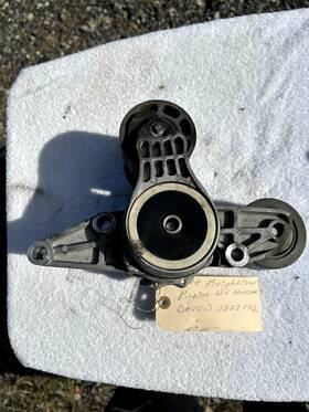 0872172 Dayco Freighliner Engine Belt Tensioner