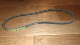 M124219 John Deere Drive Belt
