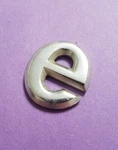 BIN12 One "e" 93-1998 Jeep Grand Cherokee Silver Front Hood Emblem Badge Metal. Fixed Price $7.99.